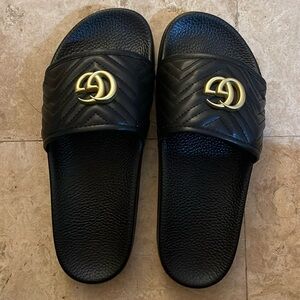 Sandals brand new never worn